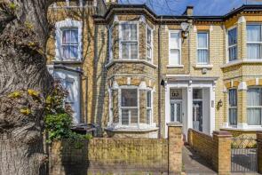 63, Hamilton Road, Brentford TW8 0QF