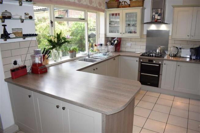 Modern Fitted Kitche