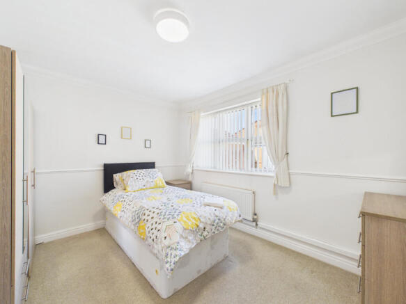 2 bed Bungalow for sale Image 10