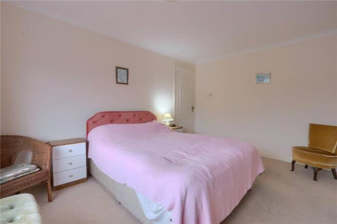 3 bed Semi-Detached for sale Image 11