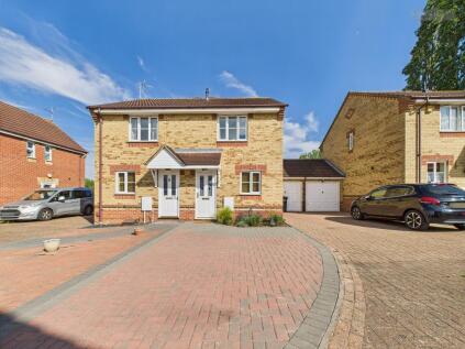 Fieldfare Drive, Stanground, Peterborough