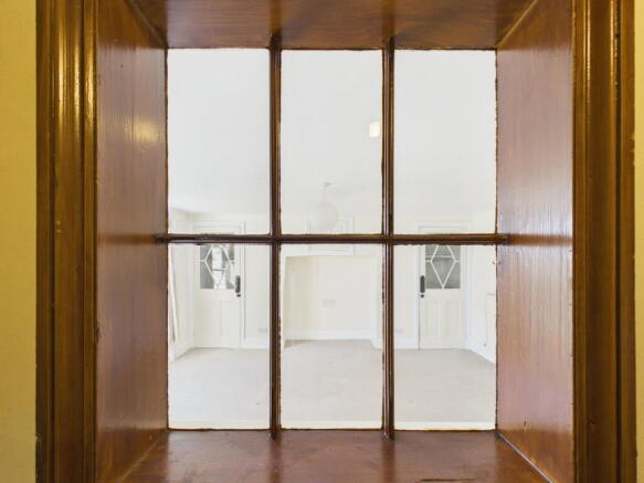 6 bed Town House for sale Image 11