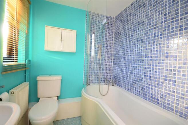 6 Bathroom Ingram.JPG