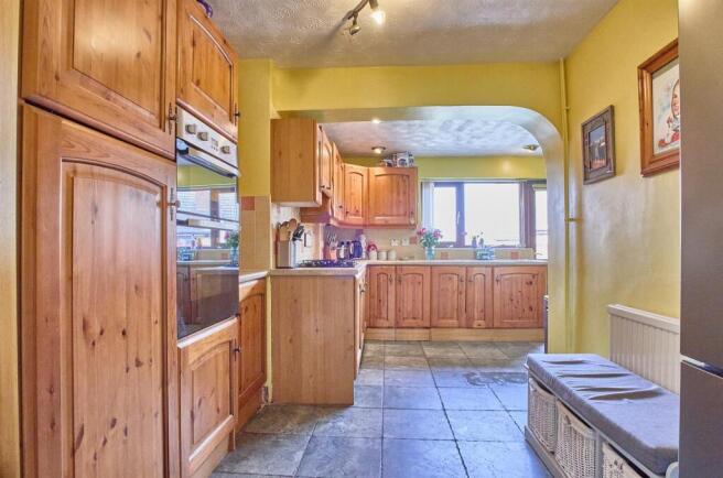 Fairacre Road Barwell 5.jpg