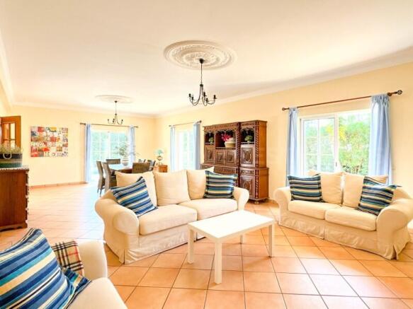 Vale Formoso 4 Bedroom Villa For Rent (9)