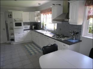 Fitted Kitchen