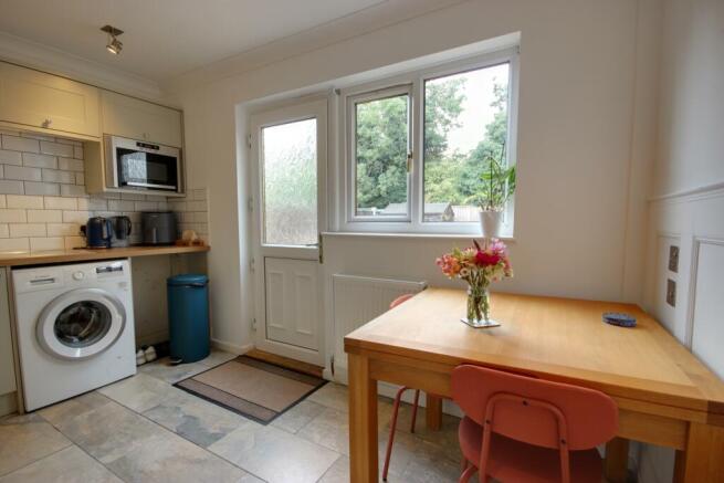 2 bed Semi-Detached for sale Image 9