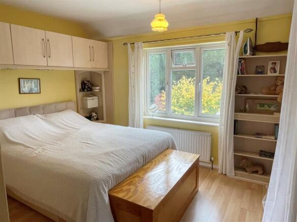 Bed 1.JPG