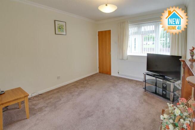 THROUGH LOUNG/DINING ROOM: