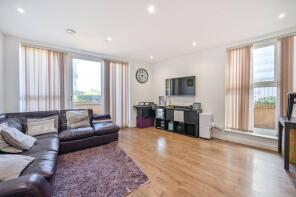 32, Moorhen Drive, West Hendon, London NW9 7FF