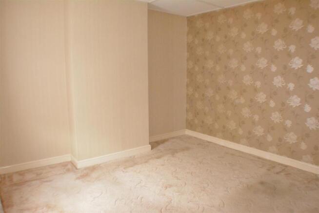 Bedroom No.1 Second Picture