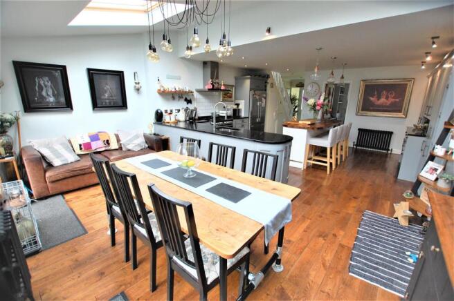Dining/Family room