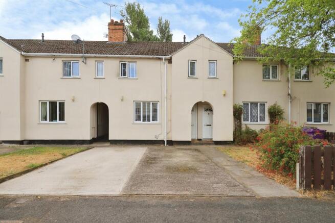 3-bed terraced on Old Fallings Crescent, Fallings Park, Wolverhampton, £190,000