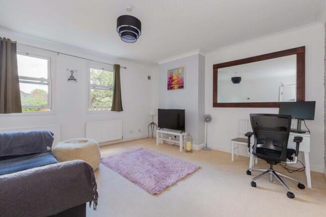 5 Newlands House-...