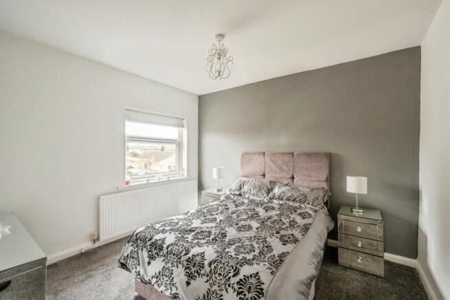 2 bed Detached for sale Image 12