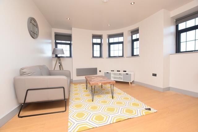 1 bed Apartment to rent Image 5