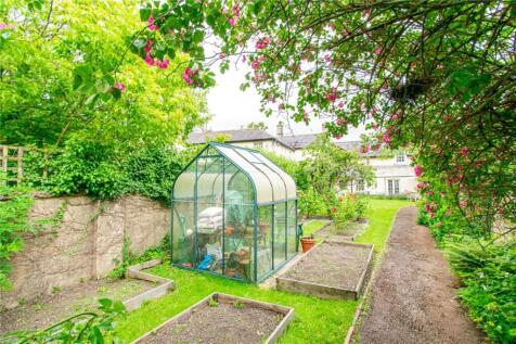 Beckhampton, Marlborough, Wiltshire, SN8