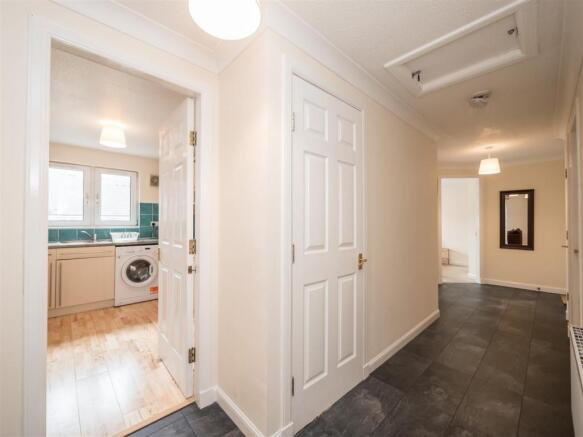 15 flat 16 easter dalry road-10.jpg