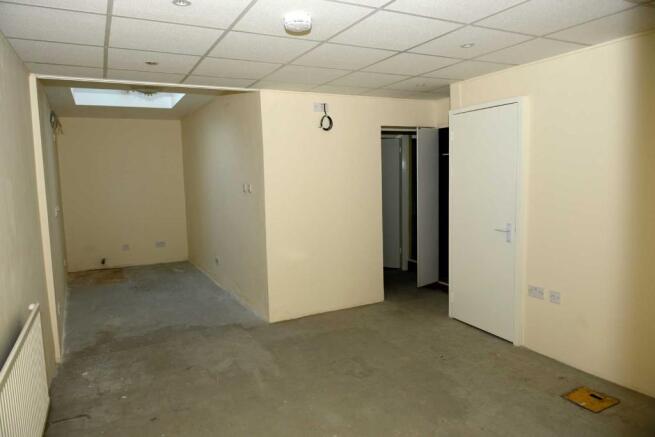 2nd Back office