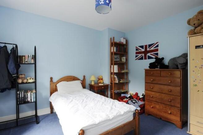 Bed3.jpg