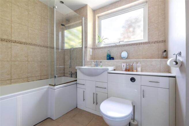 1st Floor Bathroom
