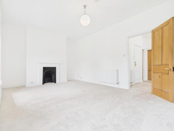 2 bed Flat to rent Image 4