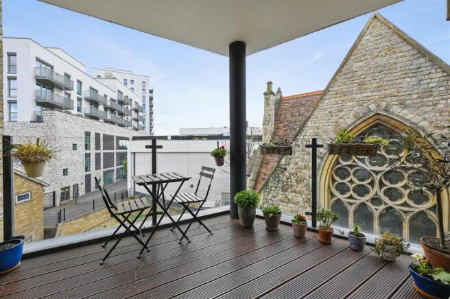 AR - Triumph House10.JPG