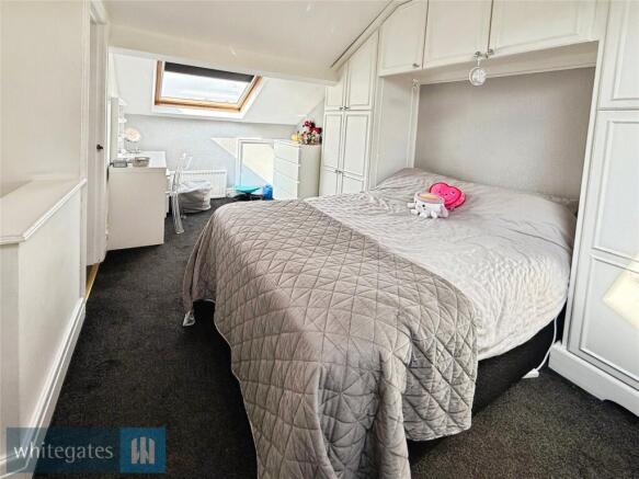 3 bed Terraced for sale Image 6
