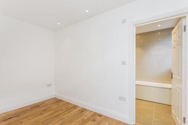 Lettings Hammersmith Woodstock Grove- Bedroom.jpg