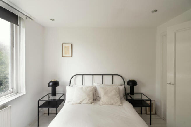 239379 - WICKHAM-ROAD-SE4-38.jpg