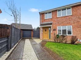 48, Chestnut Drive, Cullompton EX15 2SJ