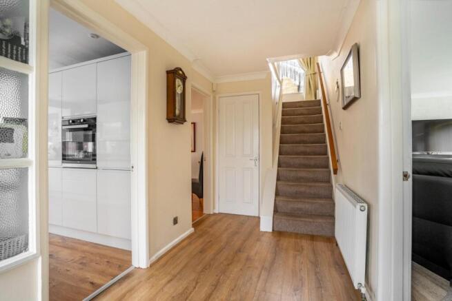 4 bed Detached for sale Image 6