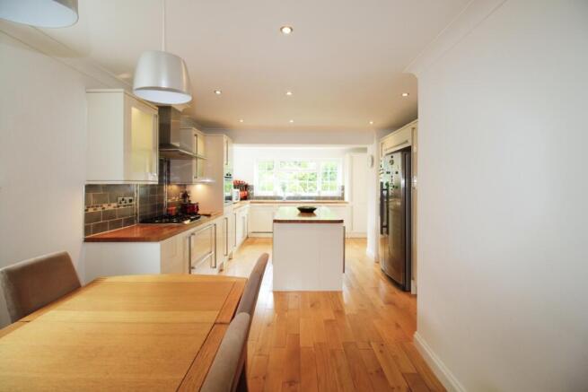 Dining kitchen (2).JPG