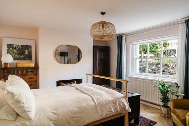 Shrubland Road E8