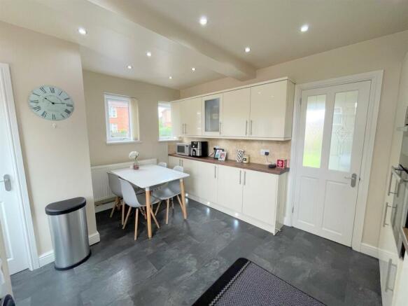Kitchen / Diner