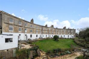 1, Bloomfield Crescent, Bloomfield, Bath BA2 2BE