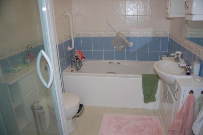 Photo 8