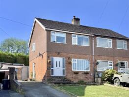11, Y Berllan, Llanrwst LL26 0HR
