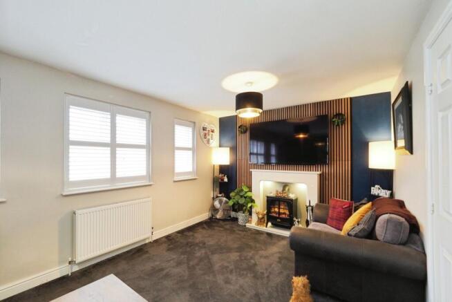3 bed Terraced for sale Image 8