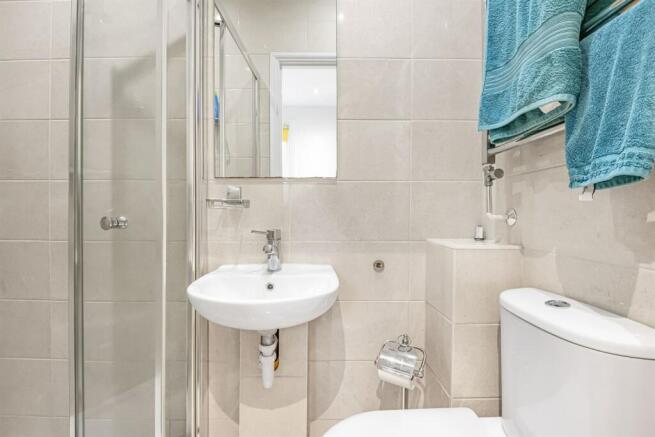 En Suite Shower Room