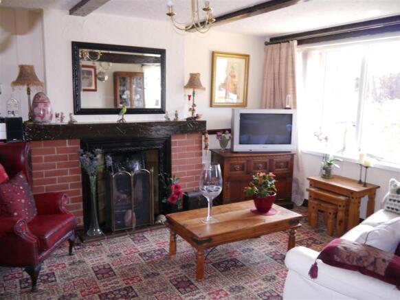 Lounge Dining Room