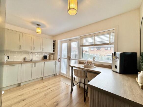 Titchfield Way, Irvine kitchen