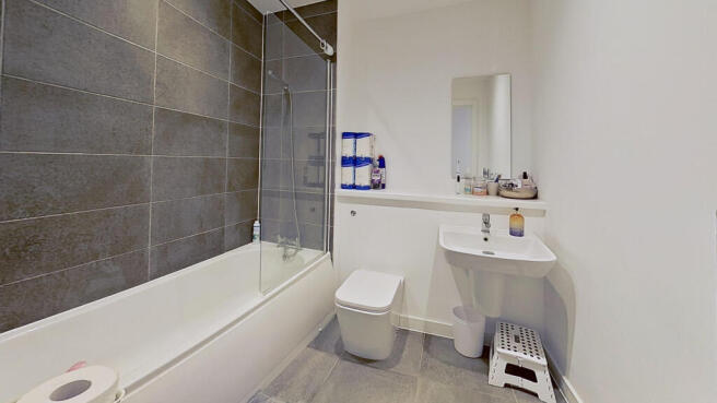 a105-alexandra-apartments-bathroom.jpg