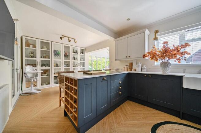 kitchen3.jpg