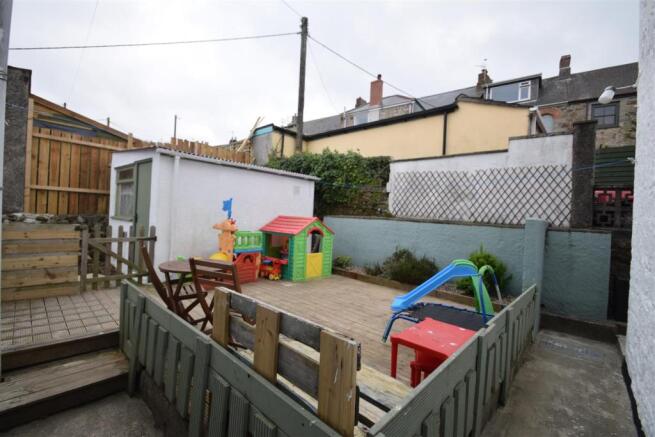 rear garden.JPG