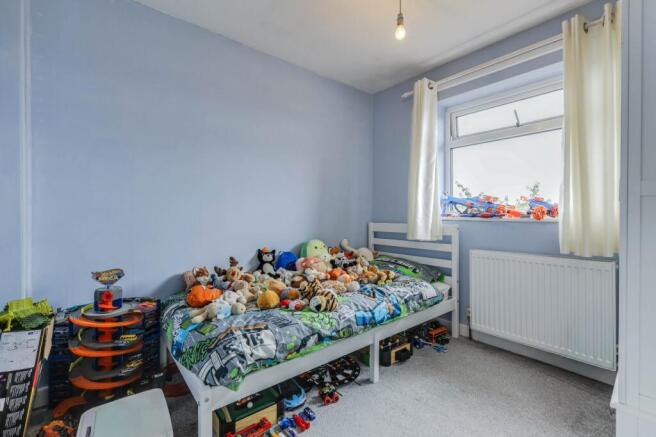 3 bed Semi-Detached for sale Image 11