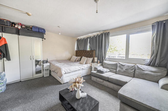 Farthing Grove, Netherfield, Milton Keynes photo 4
