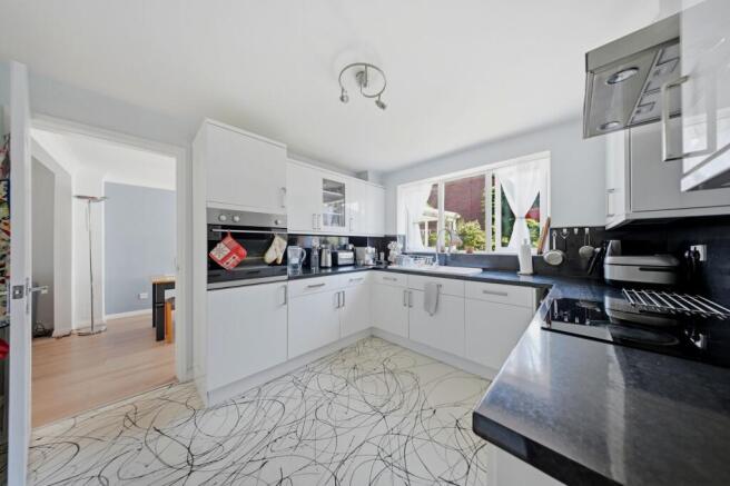 Pulford Close, Kingsmead, CW9 photo 4