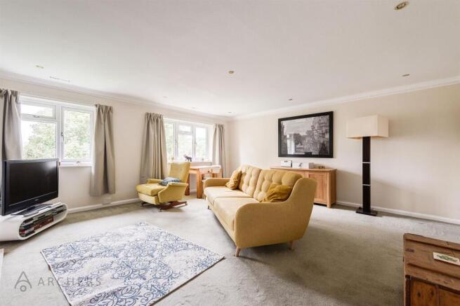 Apt.4,51BotanicalRoad(Interior)-2.jpg