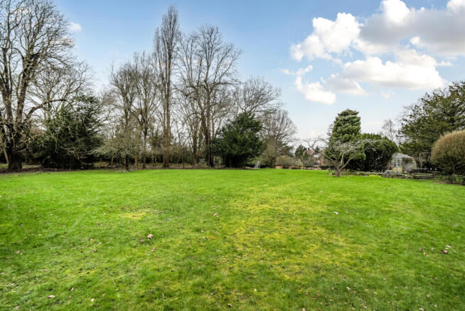 1416532-18-6995f8...